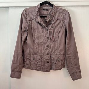 Lightweight detailed jacket